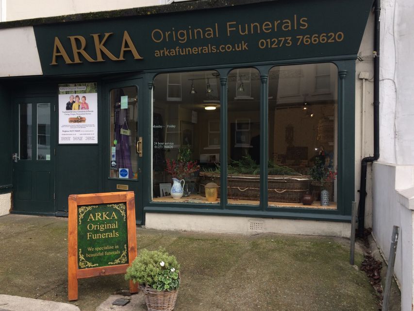 Arka Original Funerals, Surrey St