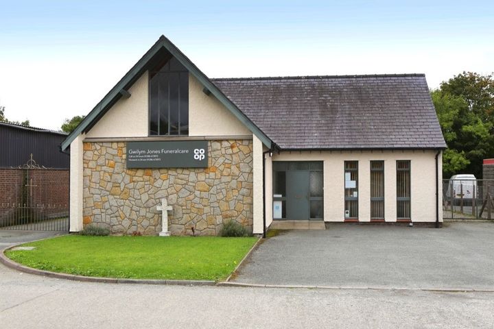 Gwilym Jones Funeralcare, Caernarfon