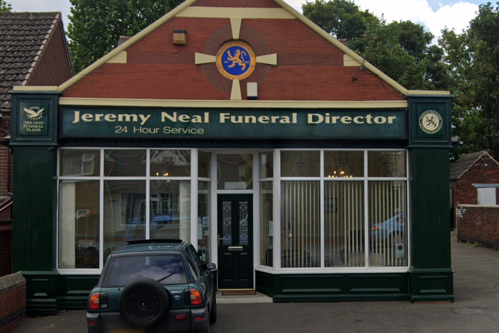 Jeremy Neal Independent Funeral Directors, Clifton