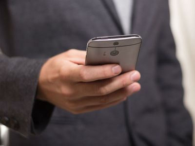 Smartphones and funeral etiquette