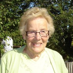 Dorothy ( Dolly ) Littlemore