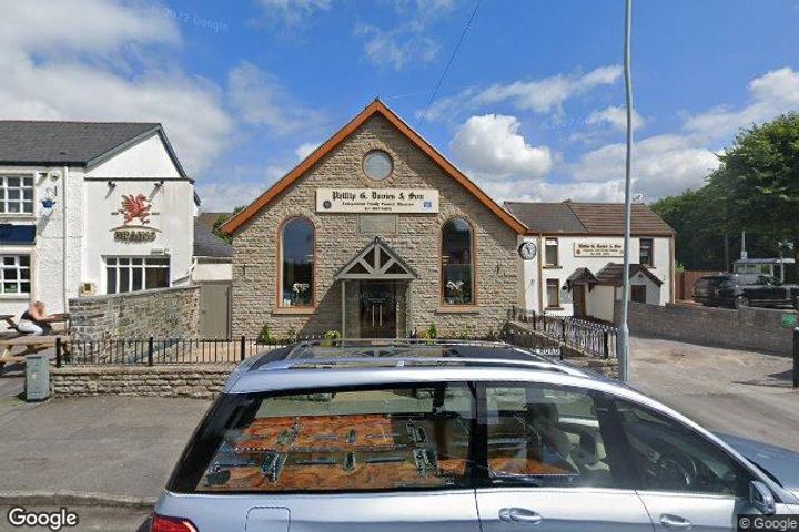 Phillip G Davies & Son, Private Chapel of Rest