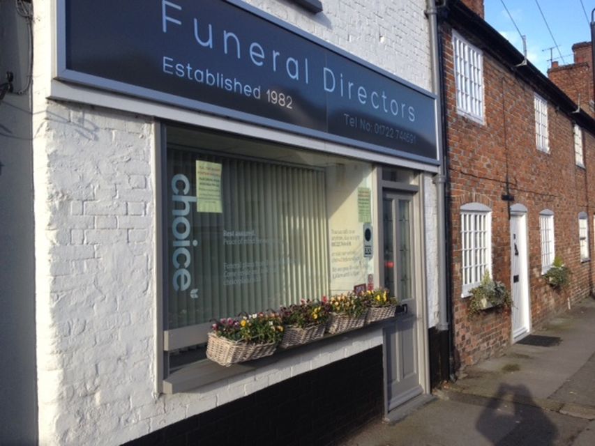 Chris White Funeral Directors, Wilton