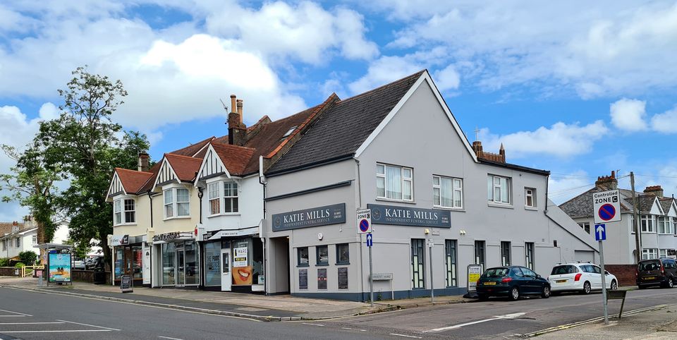 Katie Mills Independent Funeral Service, funeral director in Devon