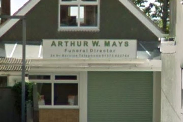 Arthur W Mays
