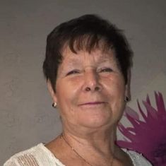 Sandra Elizabeth Davies