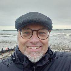 Simon Russell Doney