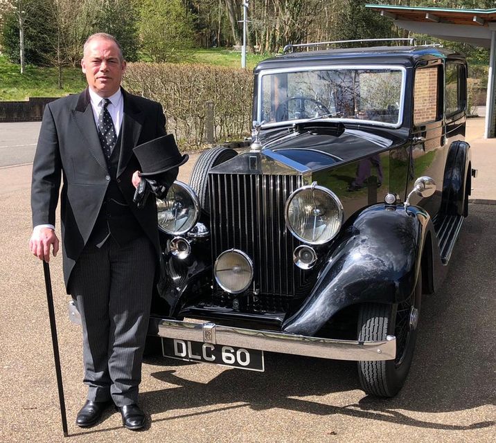 Southall Funeral Service, funeral director in London
