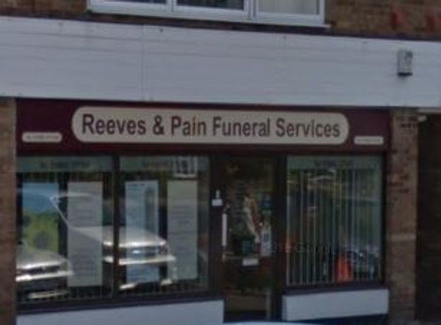 Reeves & Pain