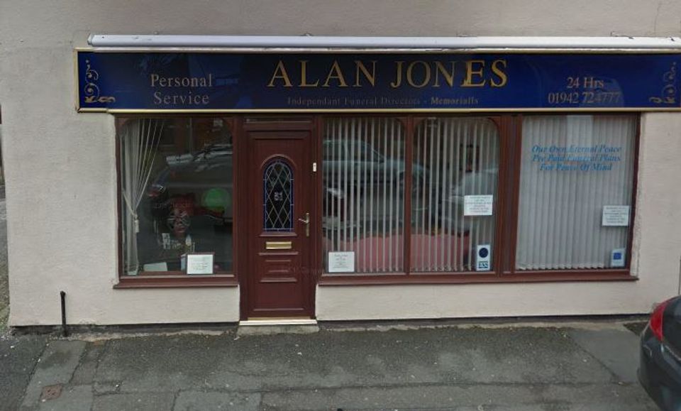 Alan Jones Funeral Directors, Saint Helens
