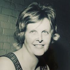 Anne Hallett