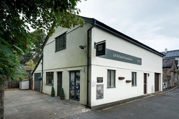 Gill & Eales Funeralcare, Buckfastleigh
