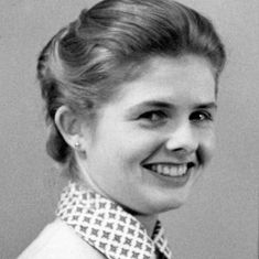 Gillian Clifton-Welker