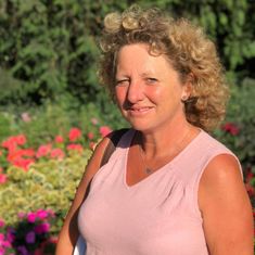 Joanne (Sarah Joanne) Watts