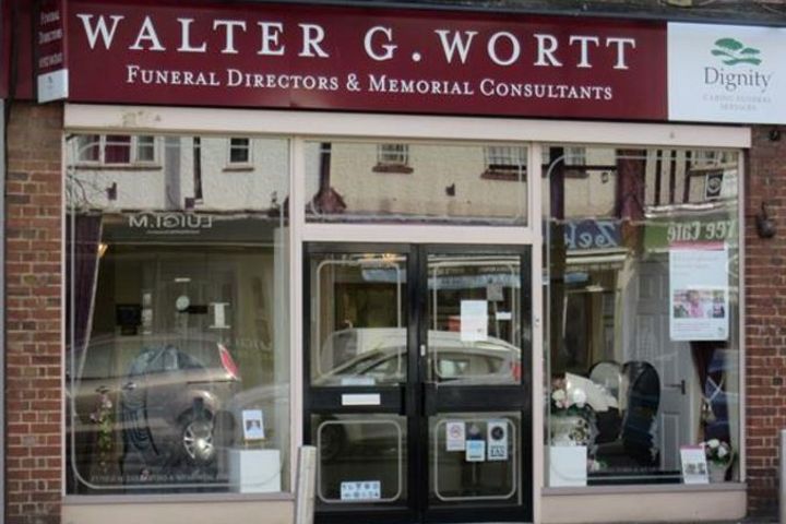 Walter G Wortt Funeral Directors
