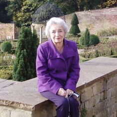Nilde Oleen Womack