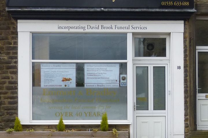 Emmott & Bradley Funeral Services