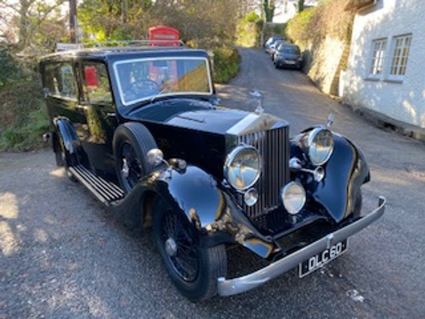 L J Tregunna Funeral Directors, funeral director in Cornwall