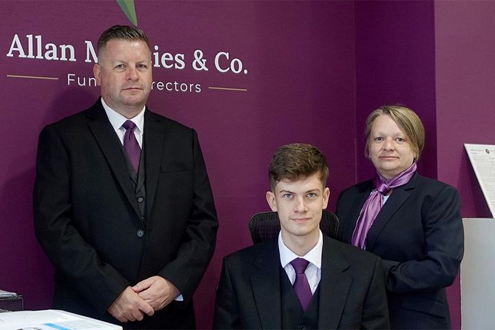 Allan Menzies Funeral Directors, Bridgeton