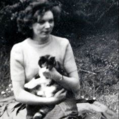 Pamela Claire (Pam) Thomas