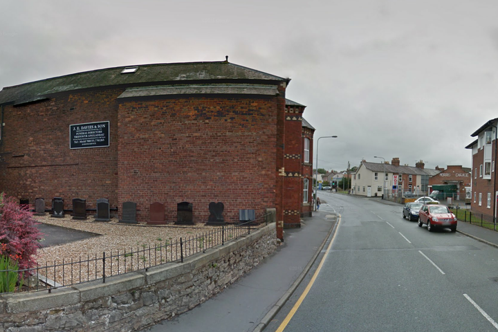 J.E Davies & Son Ltd, Mold
