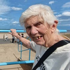 Mavis Eite