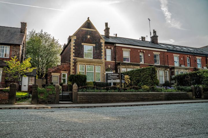 Paul Williams Independent Funeral Directors Ltd