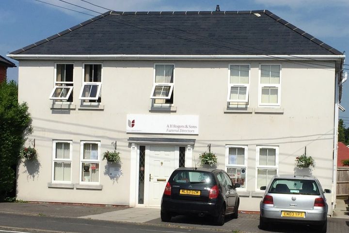 A H Rogers & Sons Funeral Directors, Hedge End