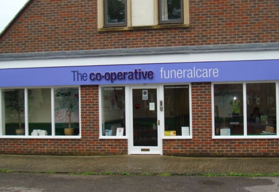 Co-operative Funeral Service, Chichester