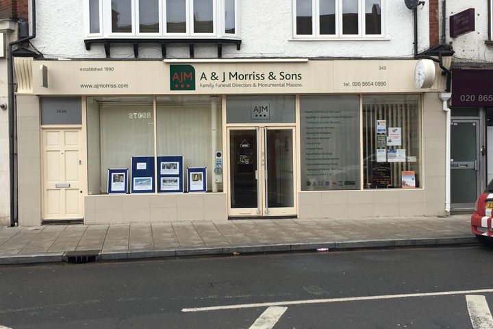 A & J Morriss & Sons