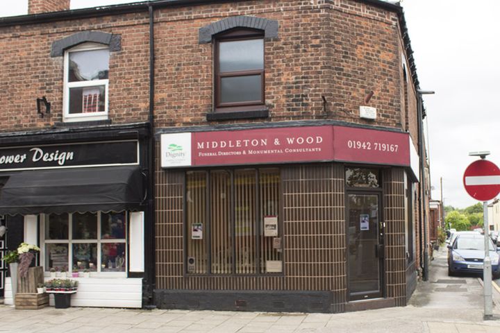 Middleton & Wood Funeral Directors, Warrington
