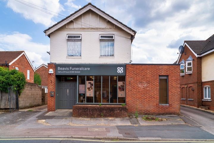 Beavis Funeralcare, Totton