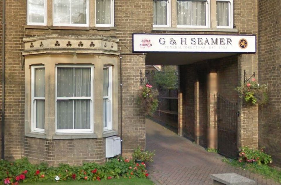 G & H Seamer