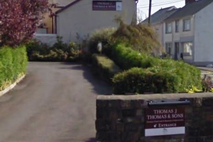 Thomas J Thomas & Son Funeral Directors, Beaufort Hill