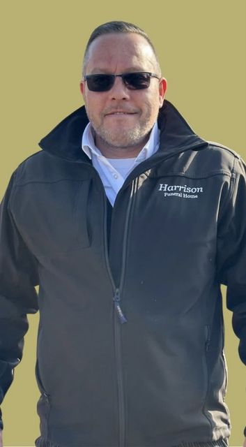 Lee Bentley, Funeral Services Operative 