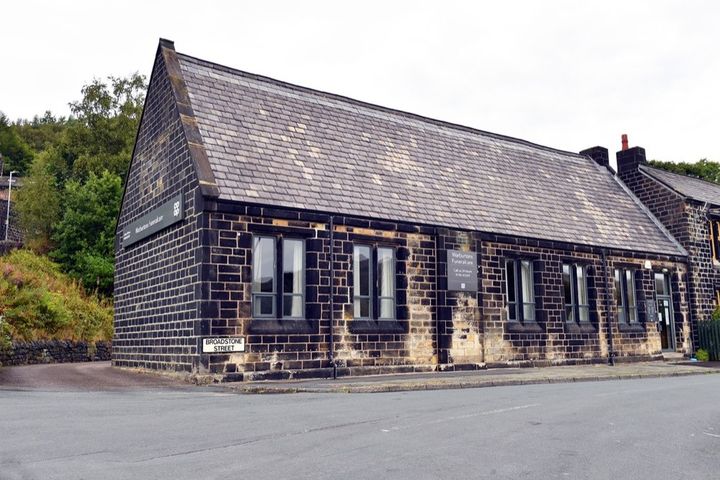Warburtons Funeralcare, Todmorden