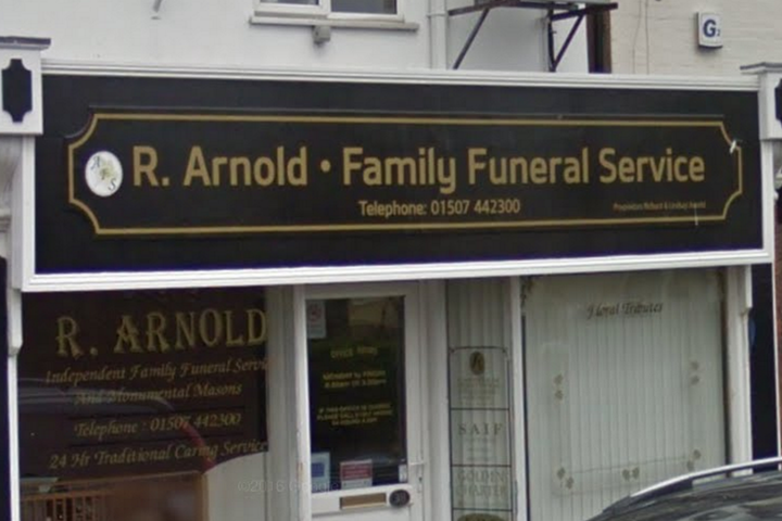 R Arnold Family Funeral Service Ltd, Sutton on Sea