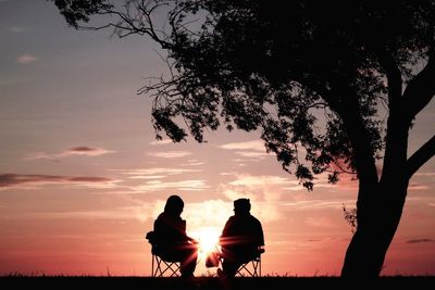 10 questions to ask your loved one about death and dying