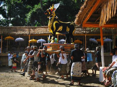 Death around the world: Cremation ceremonies in Bali