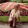 Janet    Barker